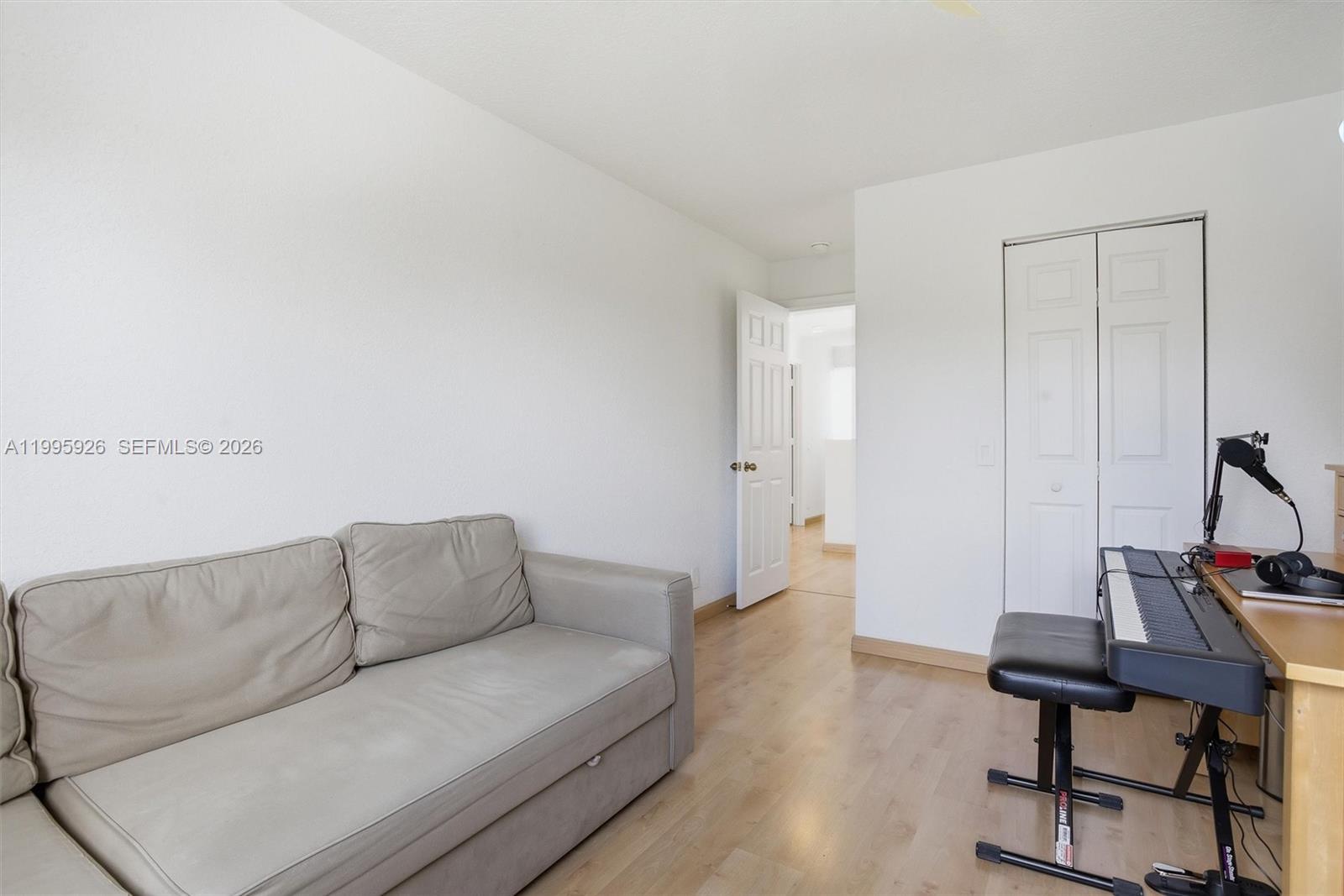 1326 Canary Is Dr Weston, FL 33327