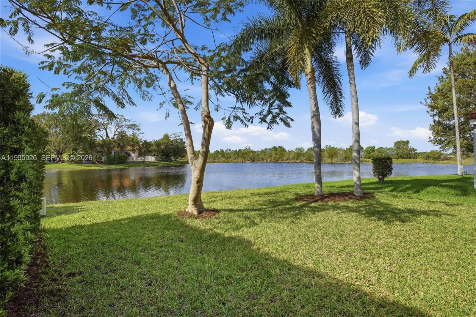 1326 Canary Is Dr Weston, FL 33327