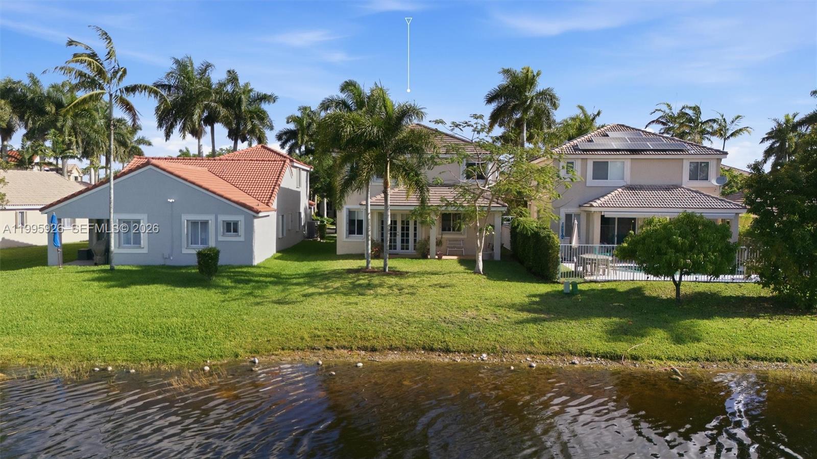 1326 Canary Is Dr Weston, FL 33327