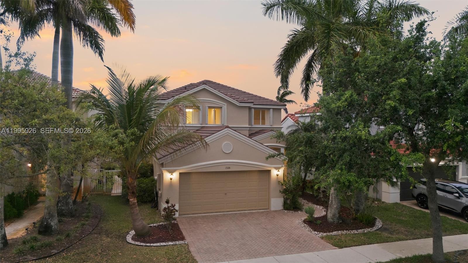 1326 Canary Is Dr Weston, FL 33327