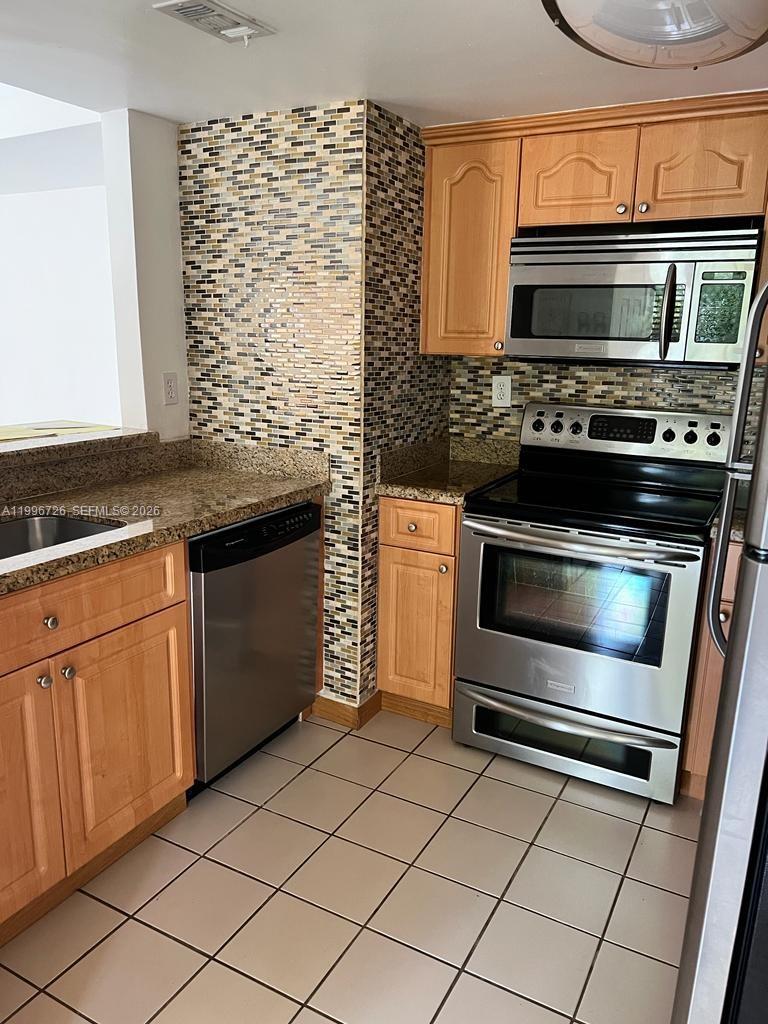 Undisclosed Address Miami, FL 33126