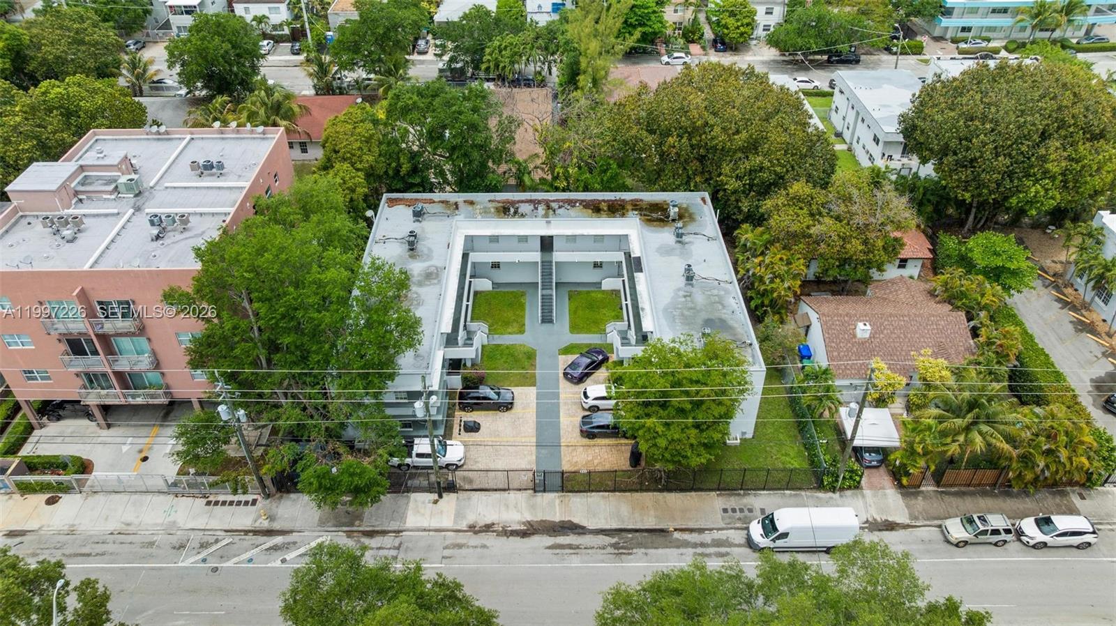 541 NE 62nd St #13 Miami, FL 33138