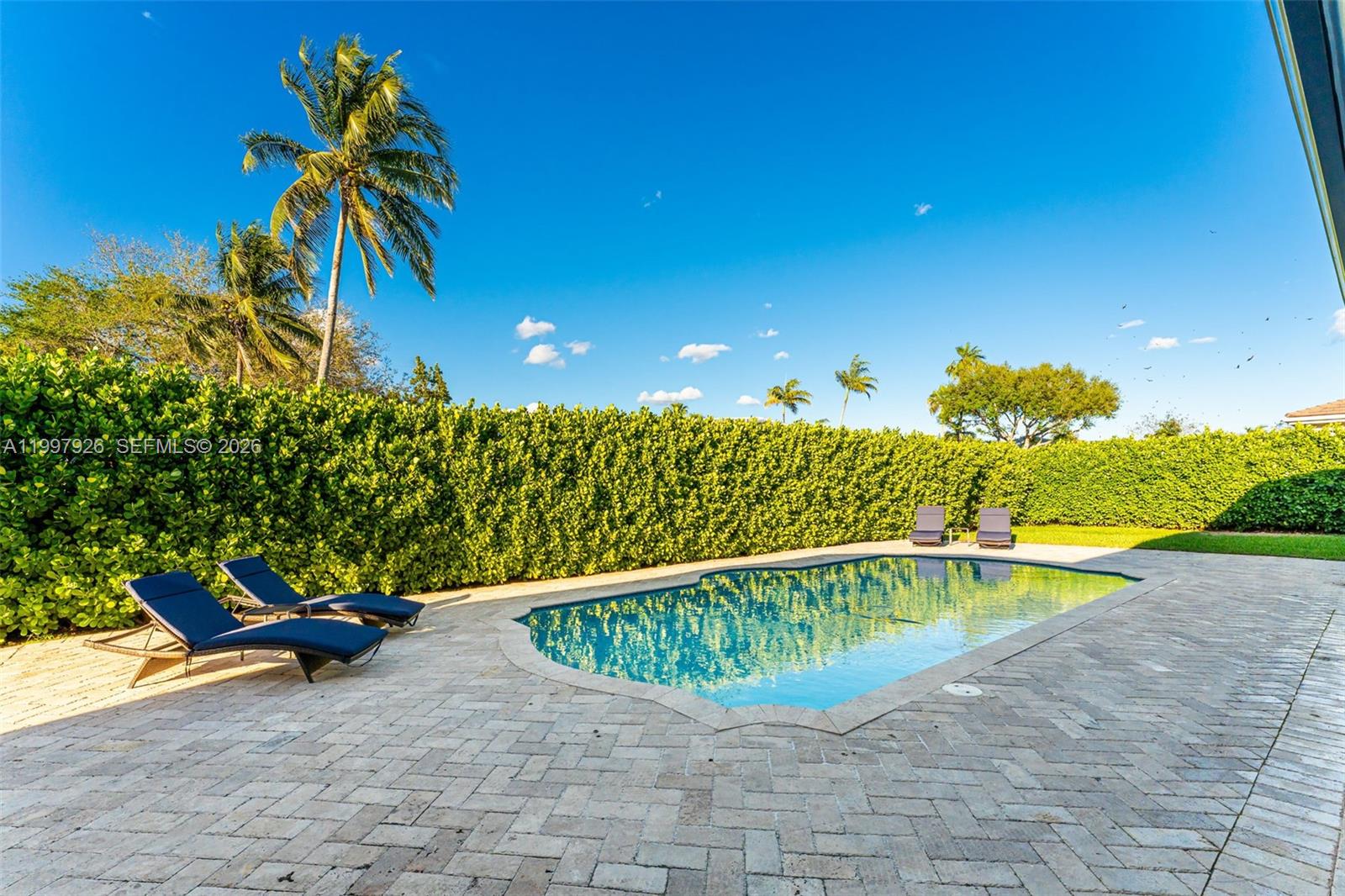 8111 SW 178th St Palmetto Bay, FL 33157