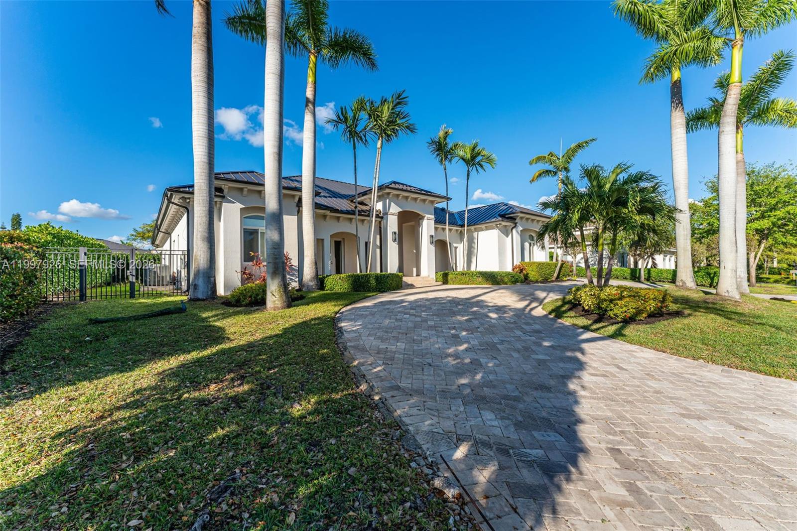 8111 SW 178th St Palmetto Bay, FL 33157