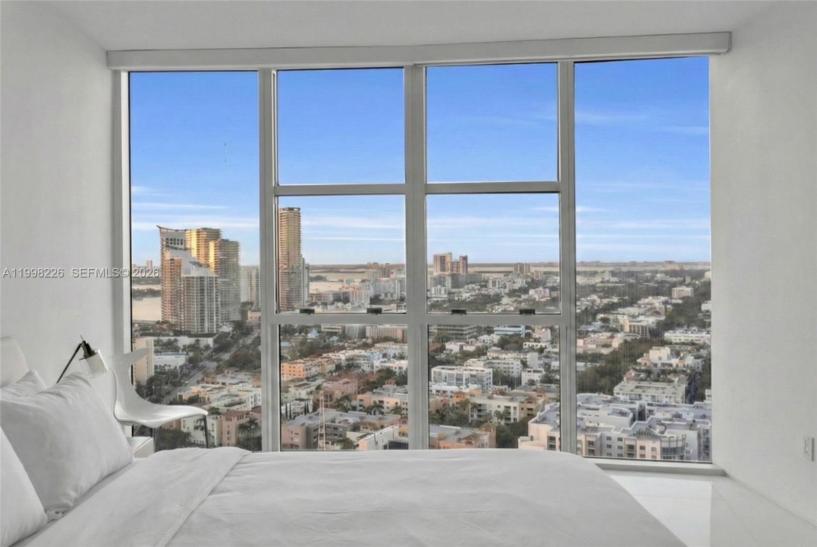 300 S Pointe Dr #3105 Miami Beach, FL 33139