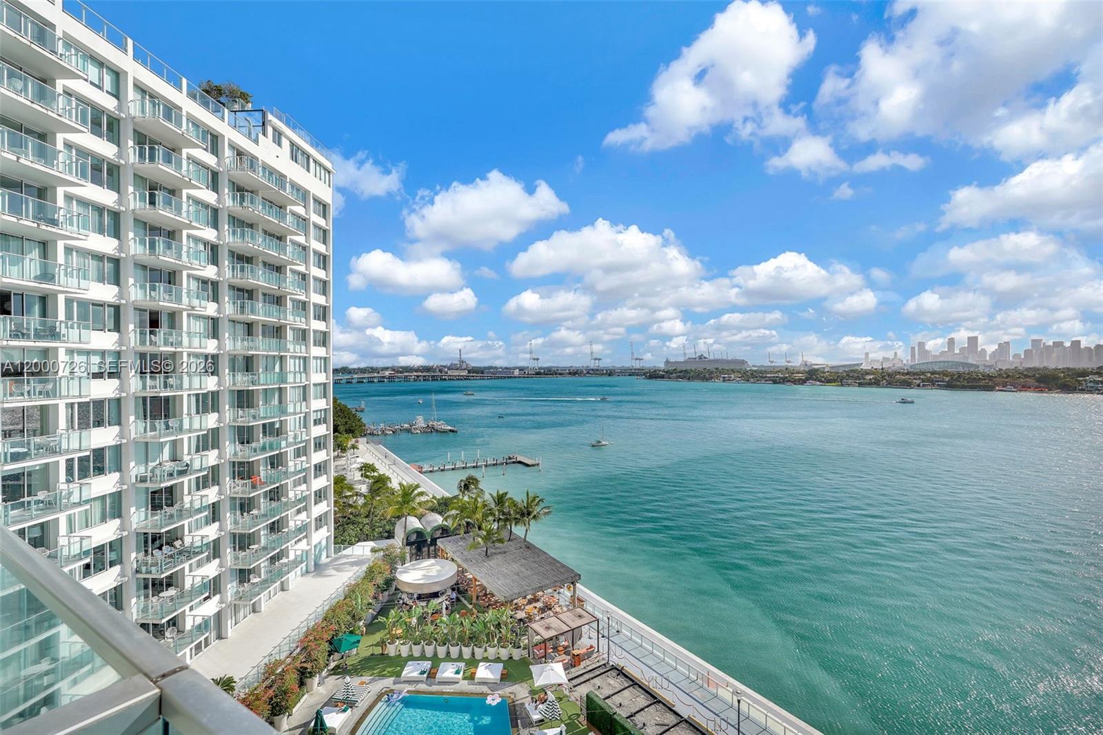 1100 West Ave #916 Miami Beach, FL 33139