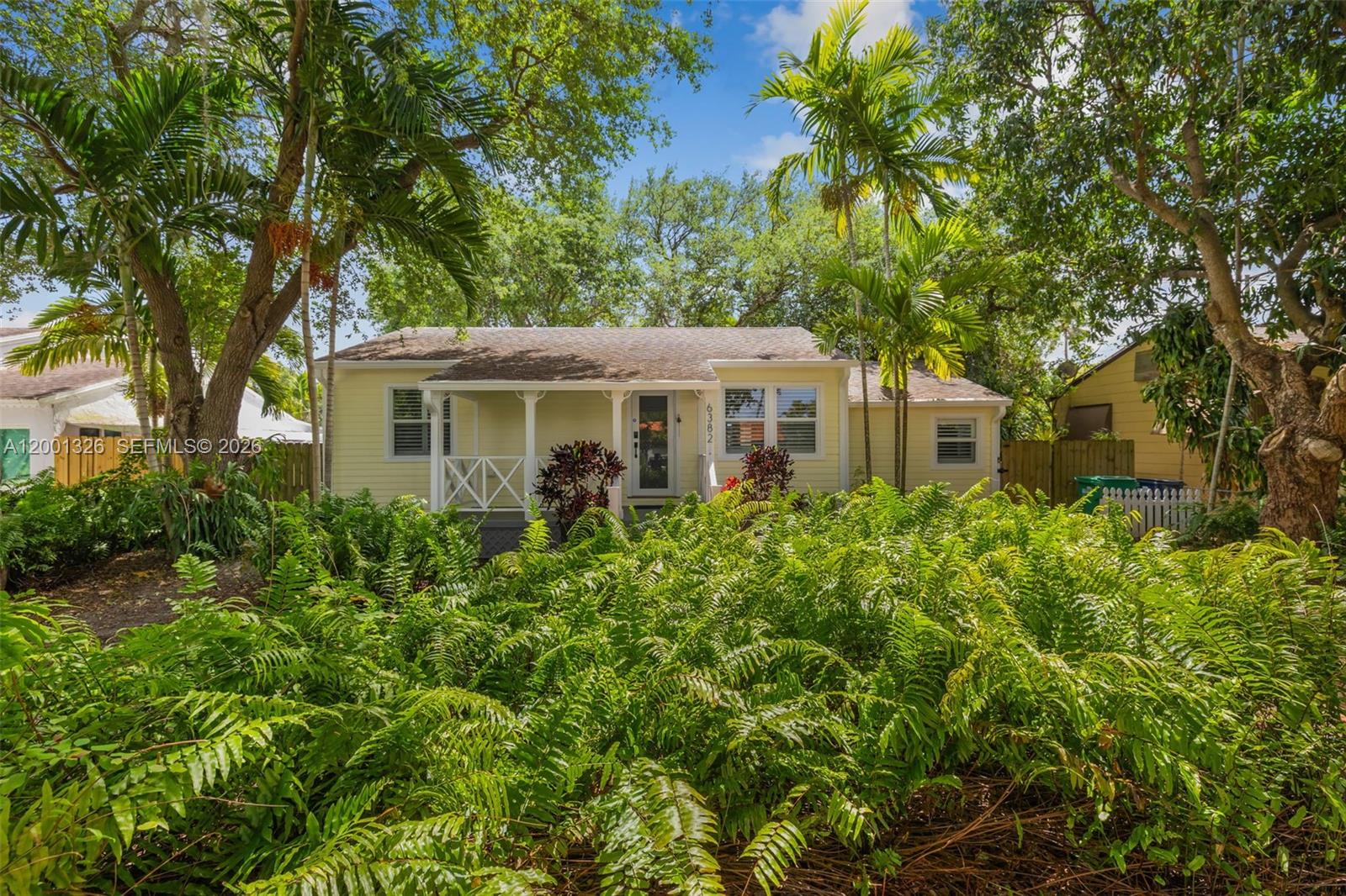 6382 SW 38th St Miami, FL 33155