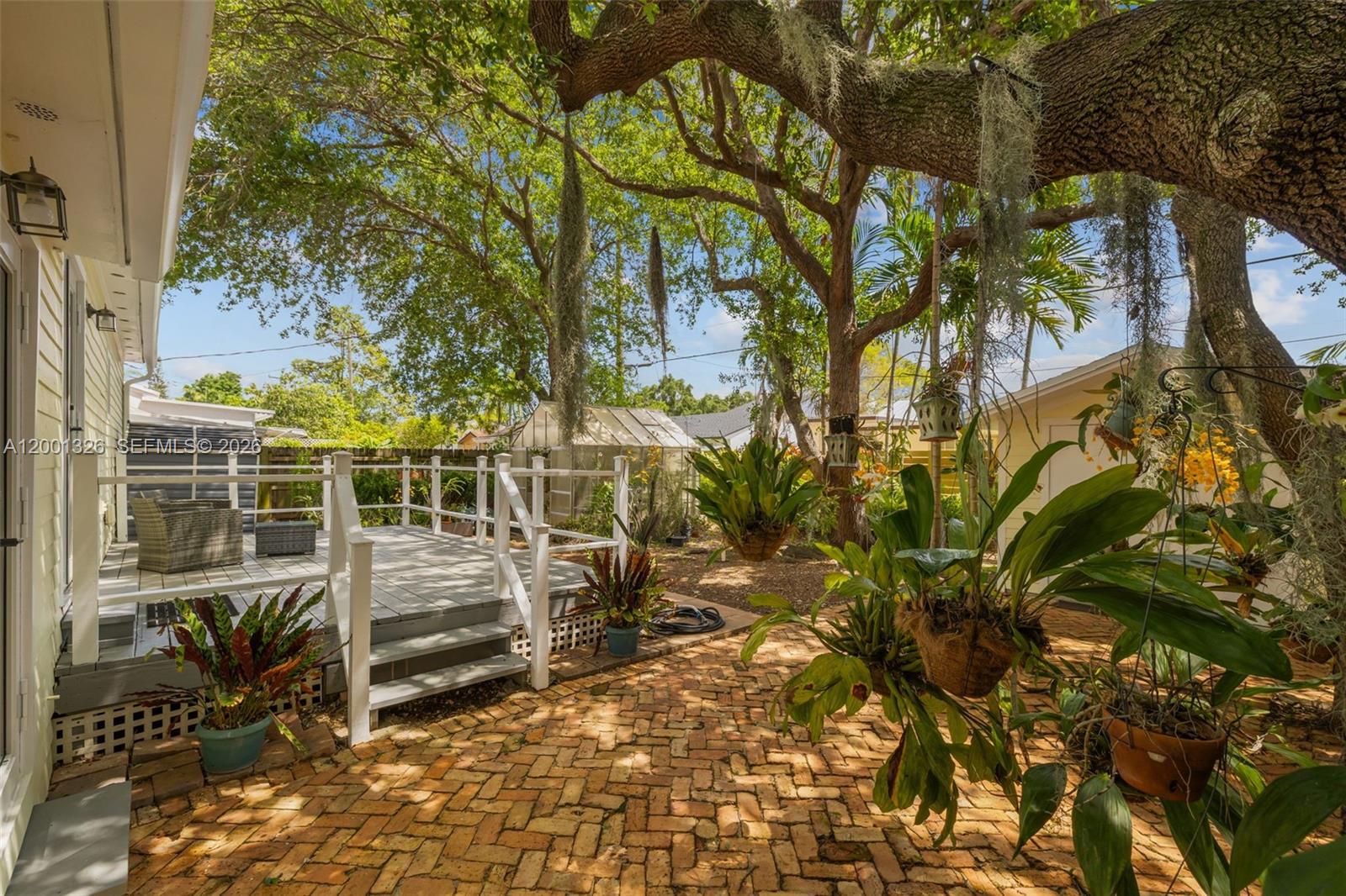 6382 SW 38th St Miami, FL 33155