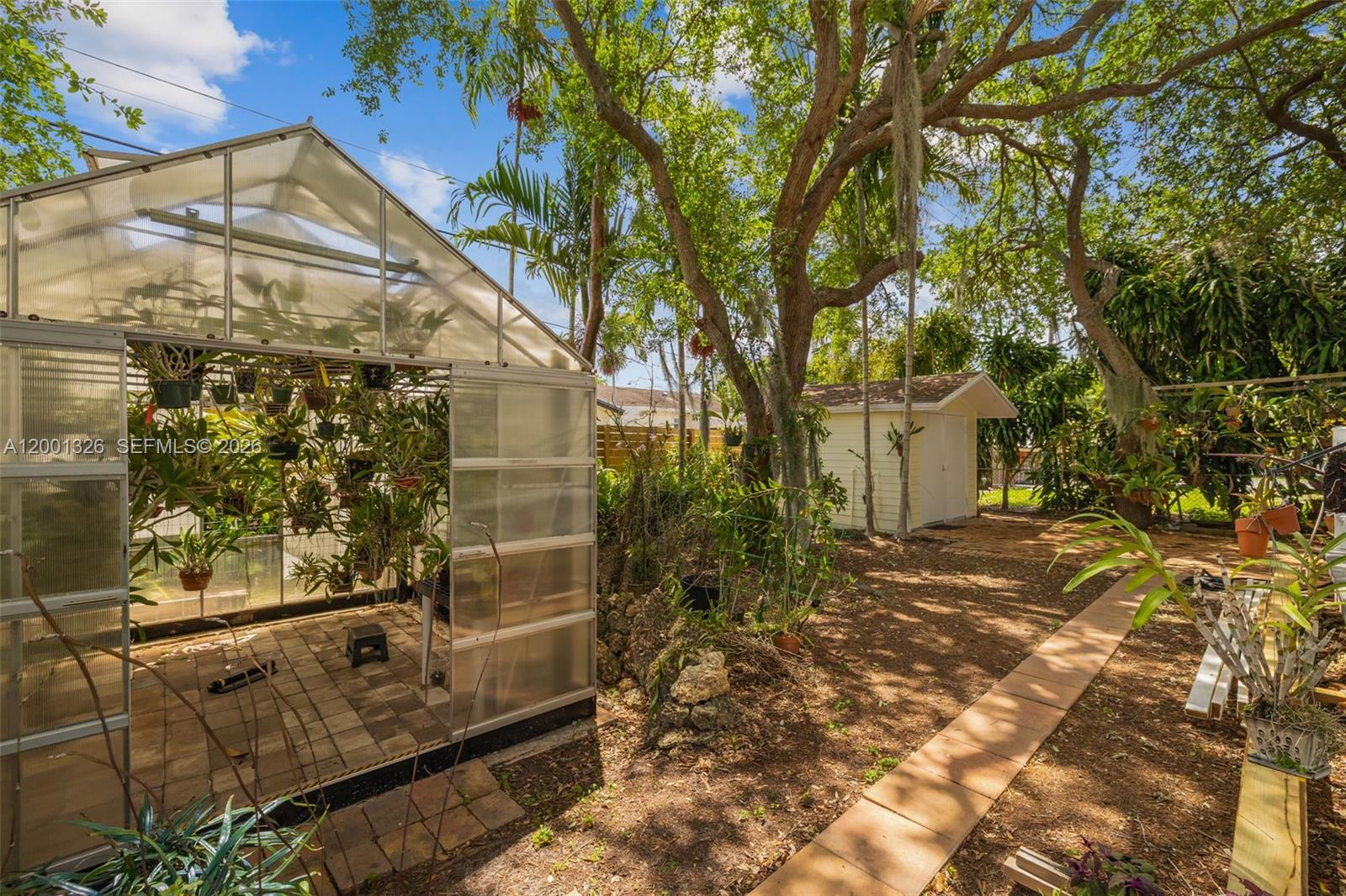 6382 SW 38th St Miami, FL 33155