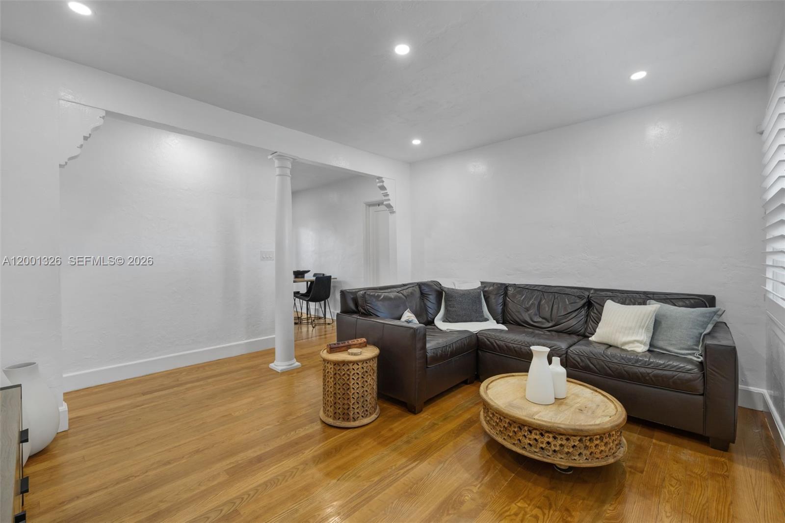 6382 SW 38th St Miami, FL 33155