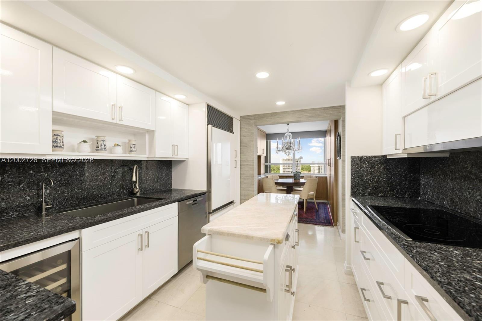 2 Grove Isle Dr #B1109 Coconut Grove, FL 33133