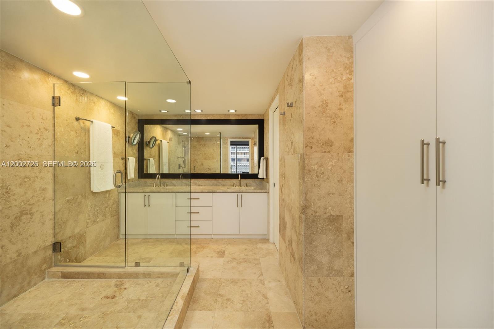 2 Grove Isle Dr #B1109 Coconut Grove, FL 33133