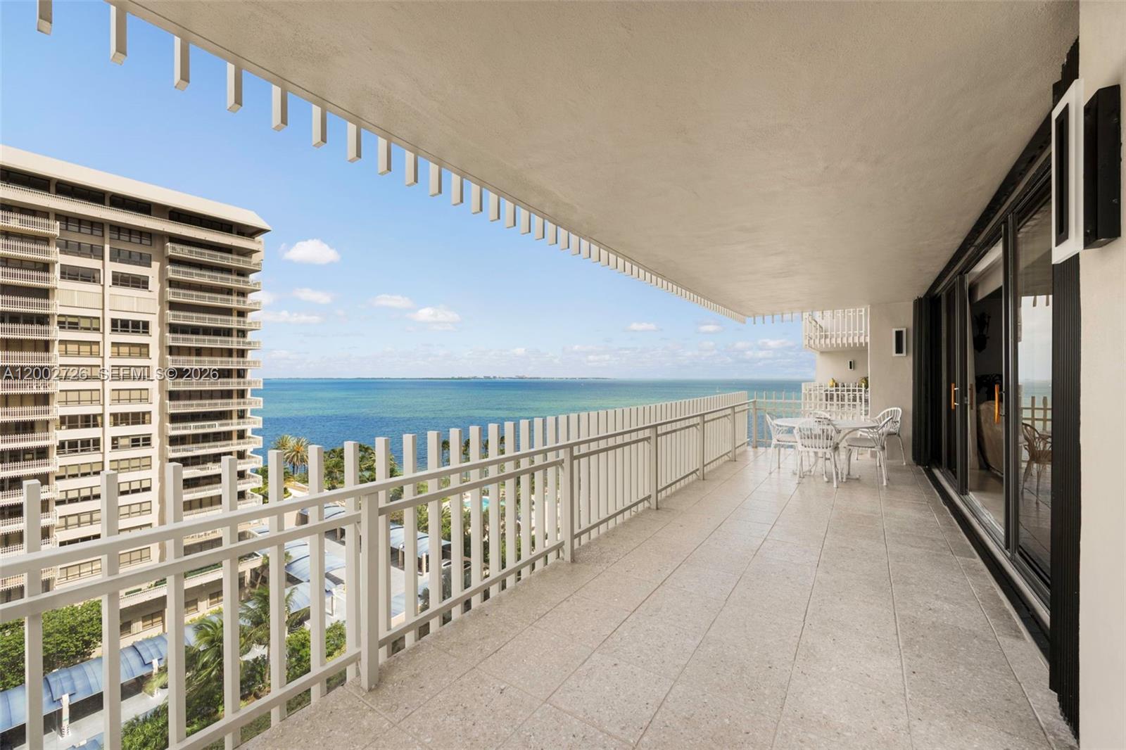 2 Grove Isle Dr #B1109 Coconut Grove, FL 33133