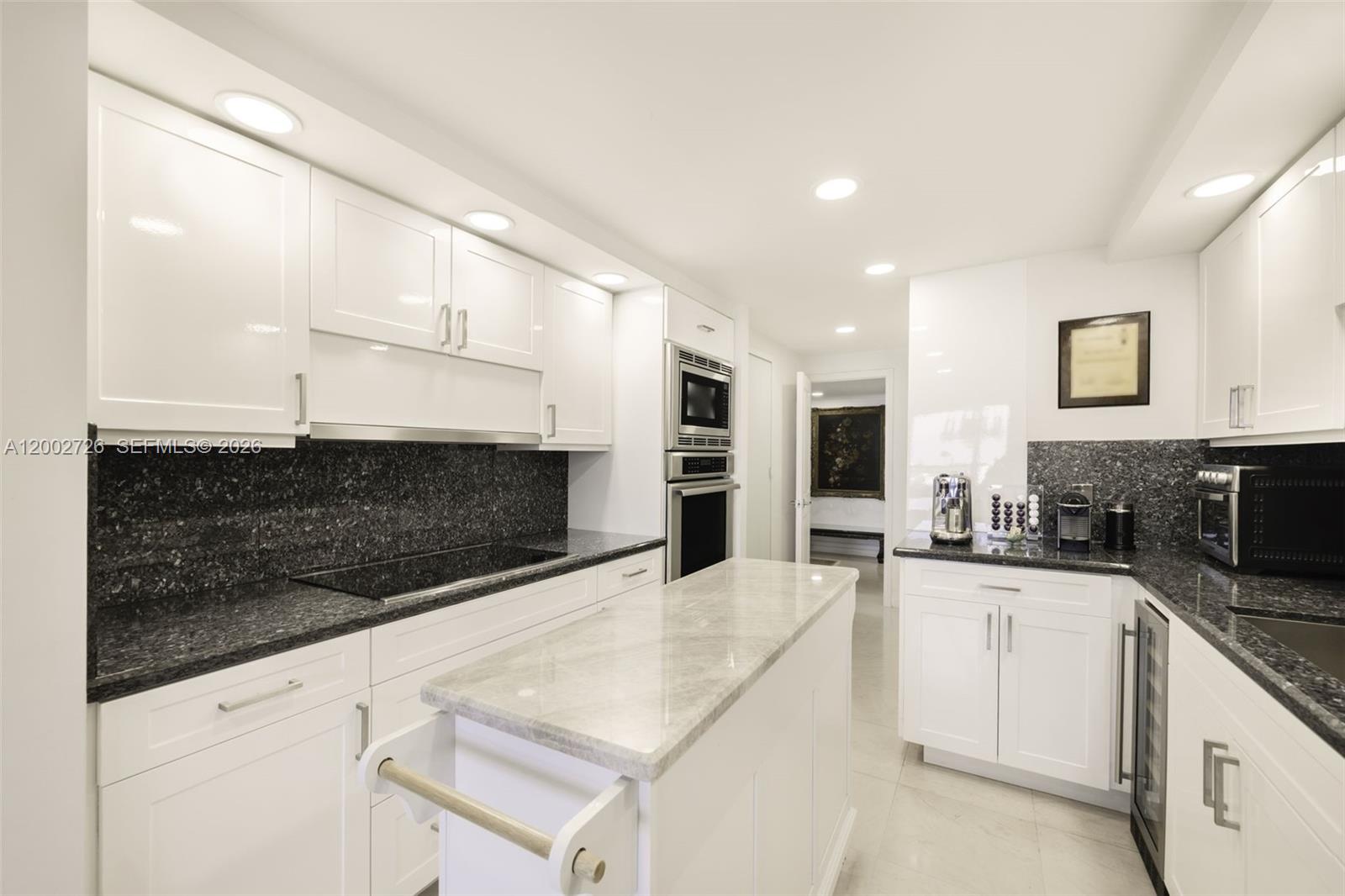 2 Grove Isle Dr #B1109 Coconut Grove, FL 33133