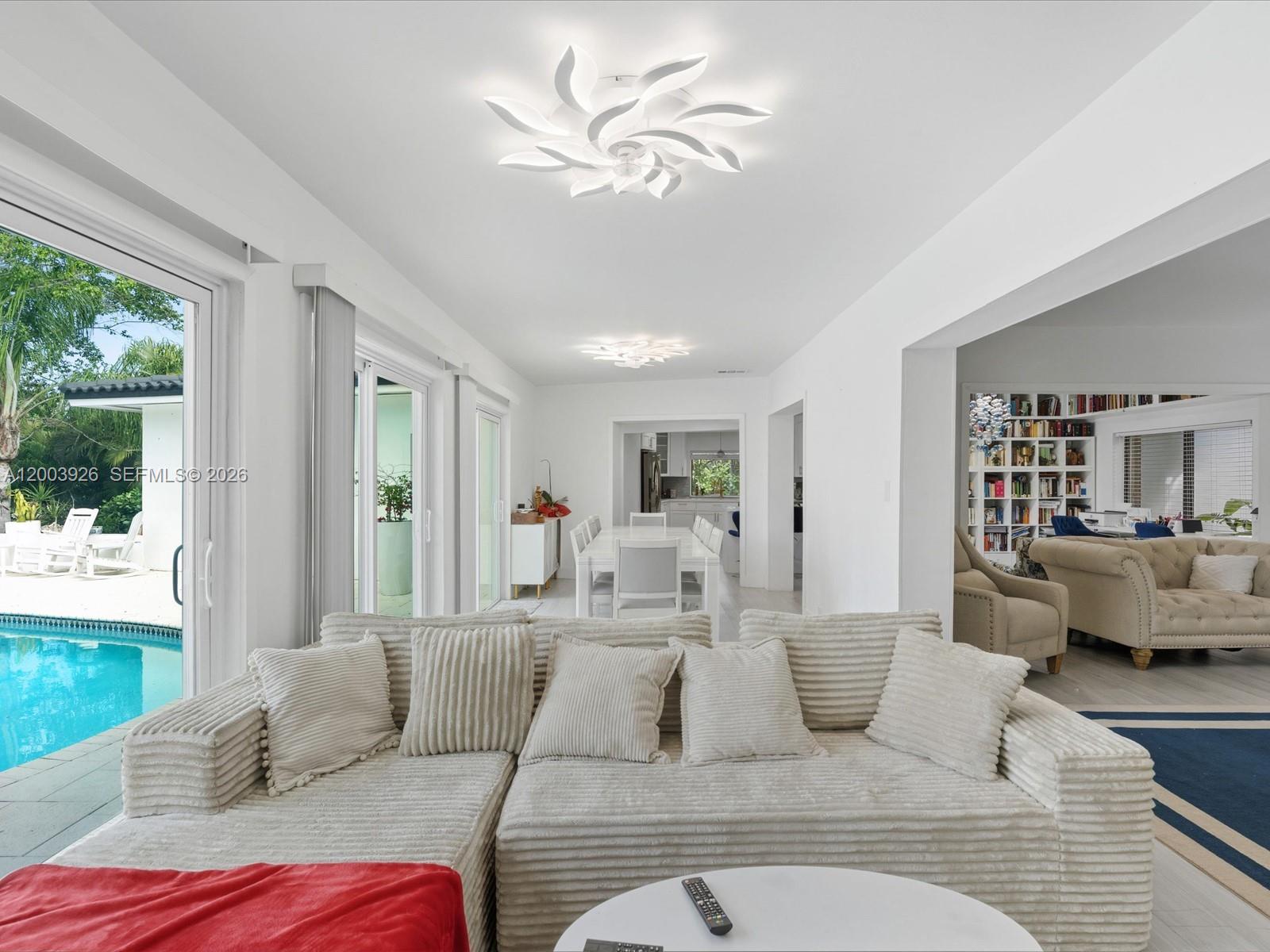 5000 Riviera Dr Coral Gables, FL 33146