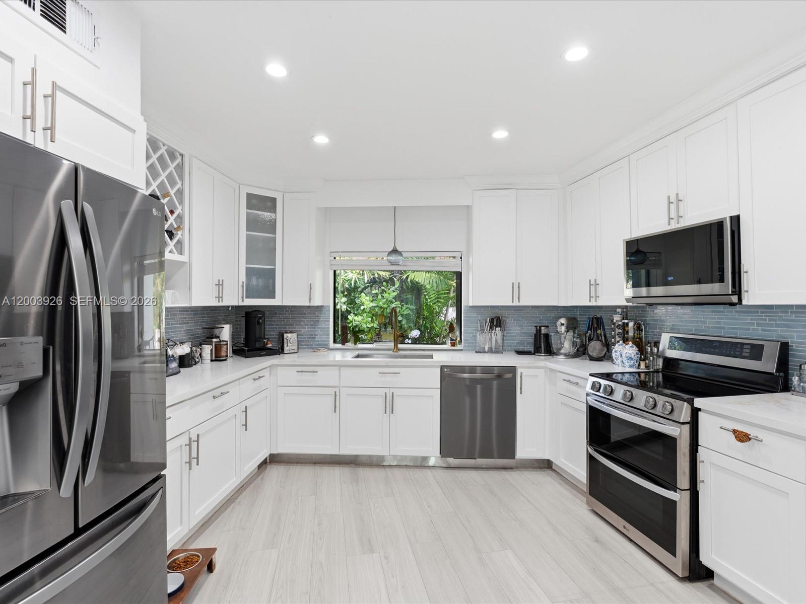 5000 Riviera Dr Coral Gables, FL 33146