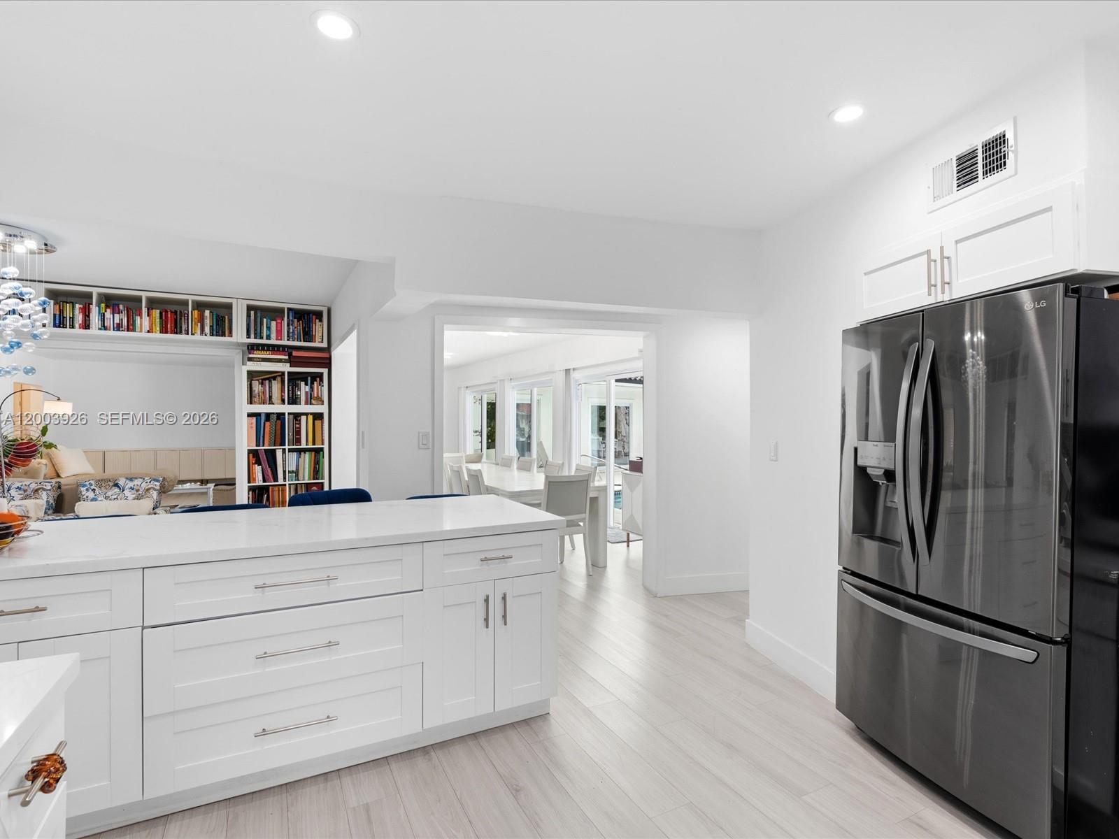 5000 Riviera Dr Coral Gables, FL 33146