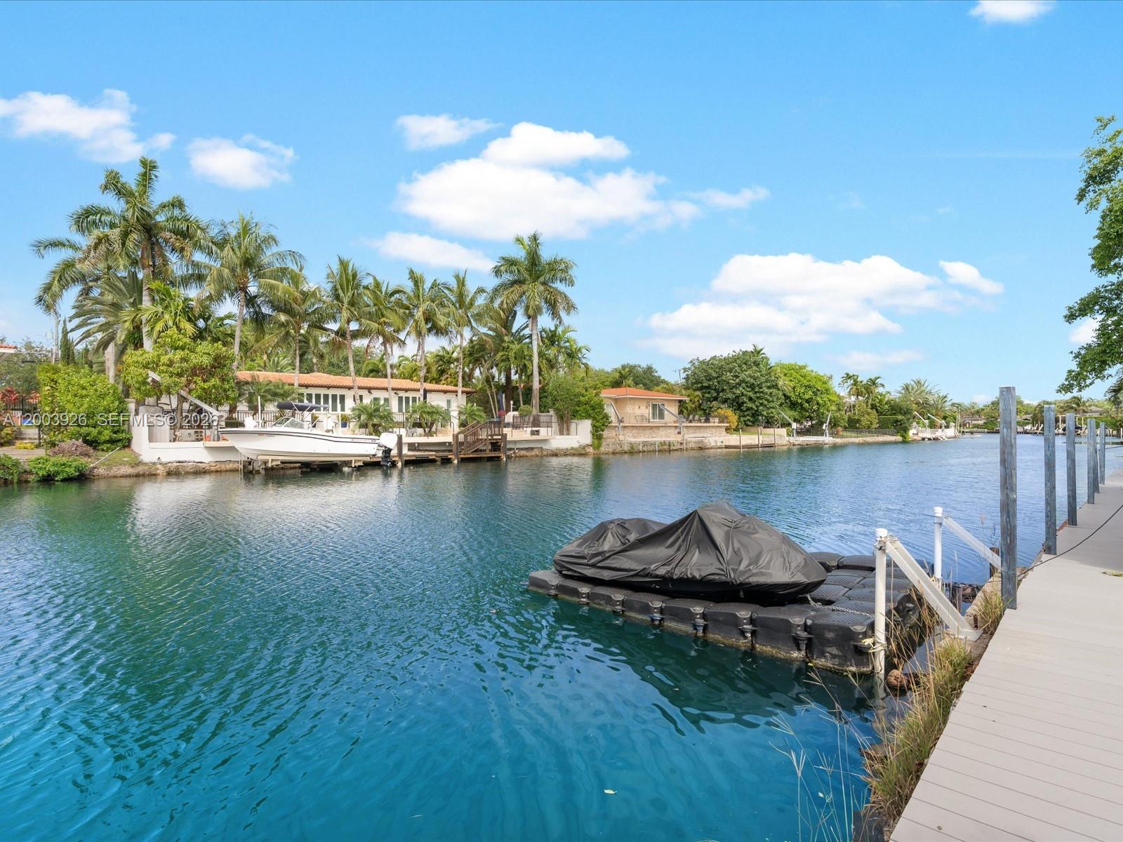 5000 Riviera Dr Coral Gables, FL 33146