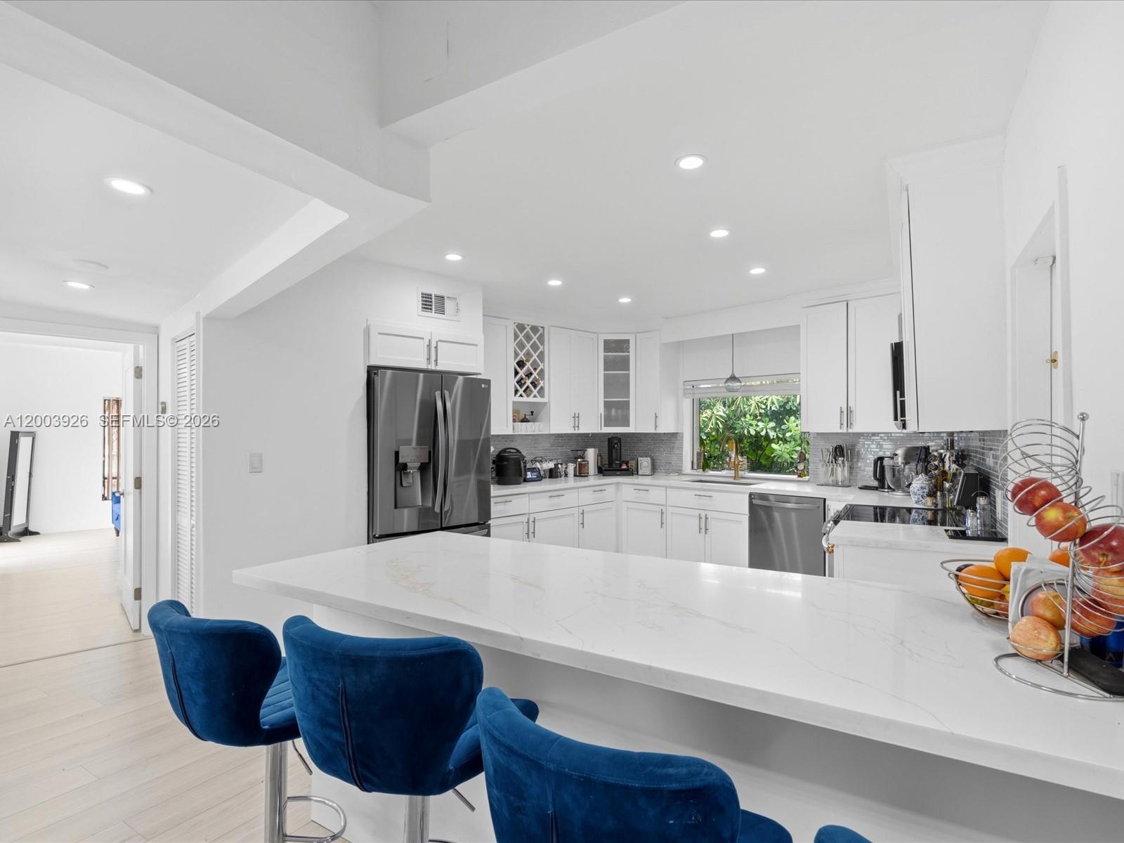 5000 Riviera Dr Coral Gables, FL 33146