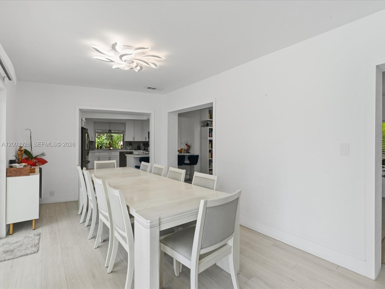 5000 Riviera Dr Coral Gables, FL 33146