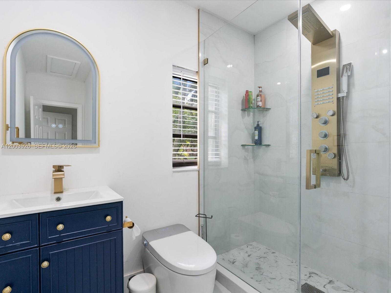 5000 Riviera Dr Coral Gables, FL 33146