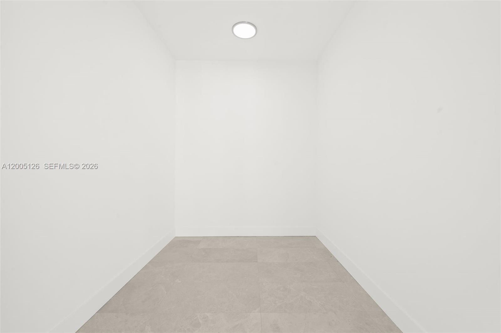 175 SE 25th Rd #2604 Miami, FL 33129