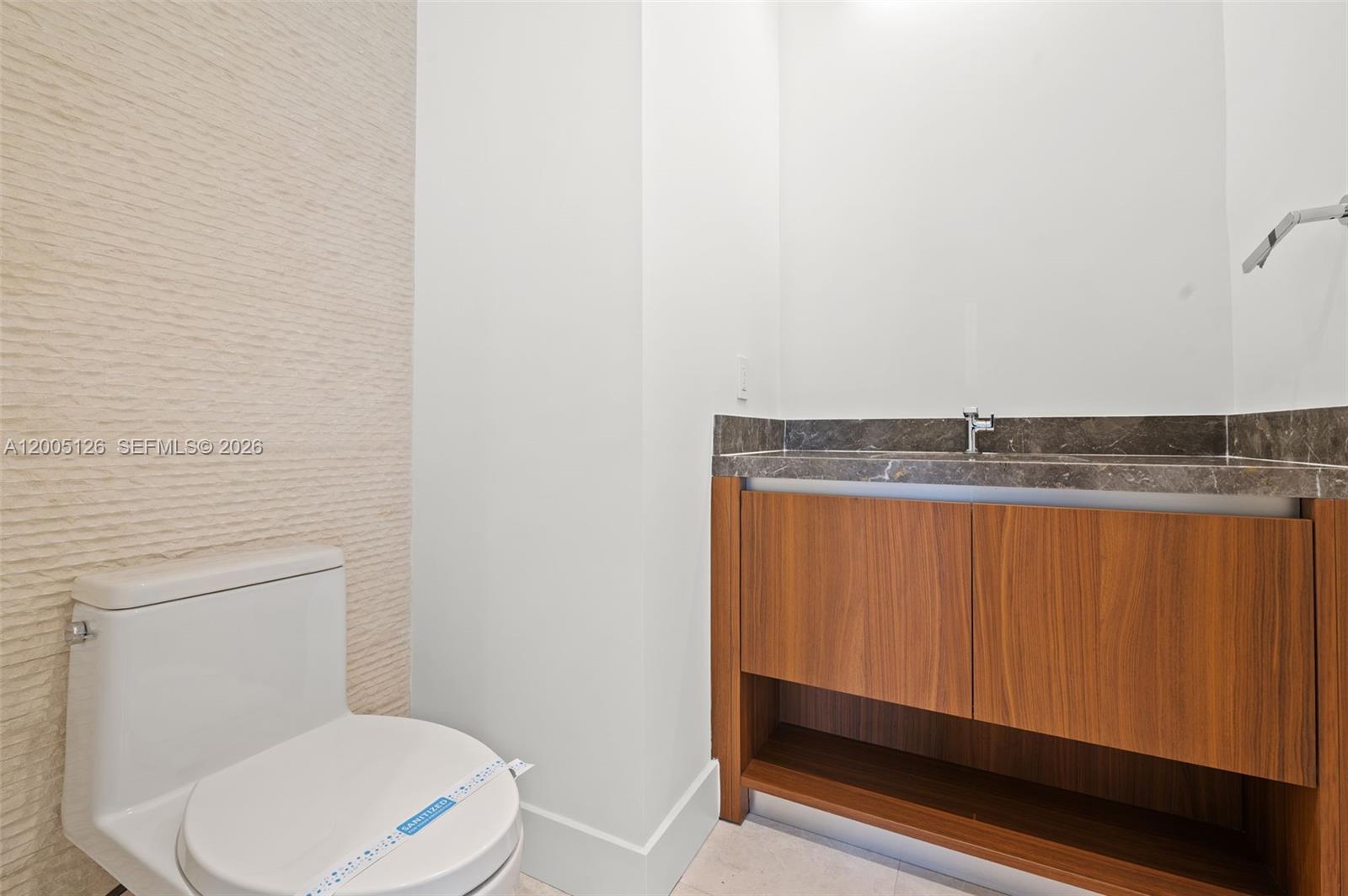 175 SE 25th Rd #2604 Miami, FL 33129