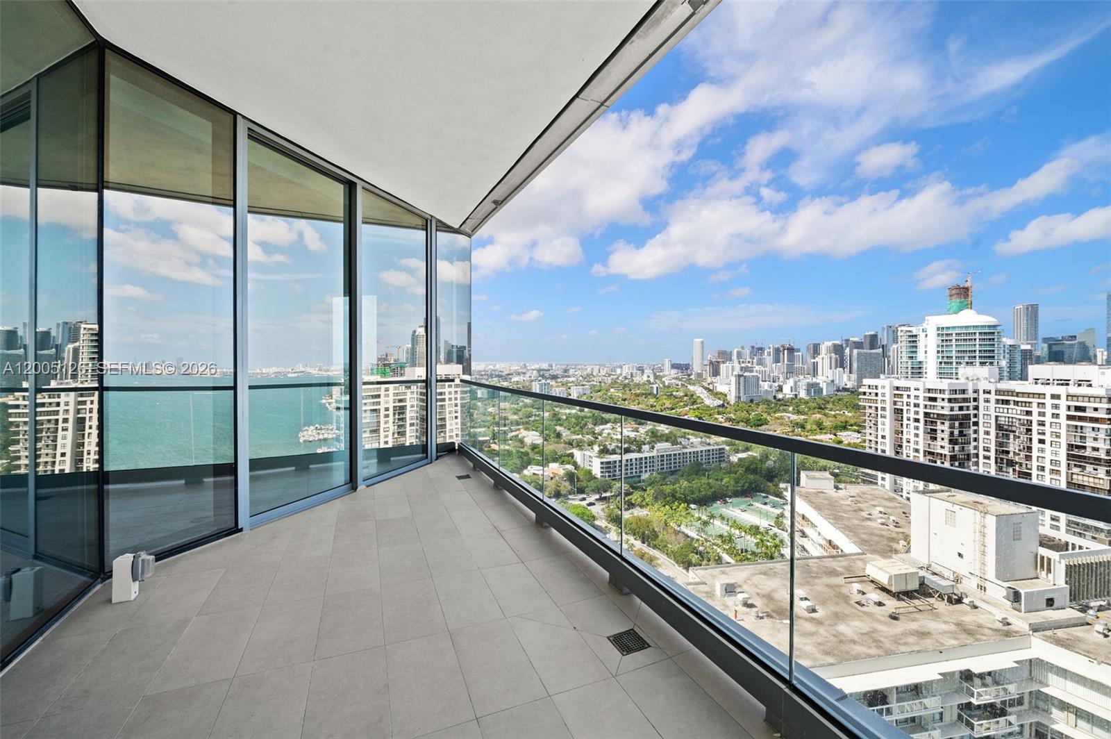 175 SE 25th Rd #2604 Miami, FL 33129