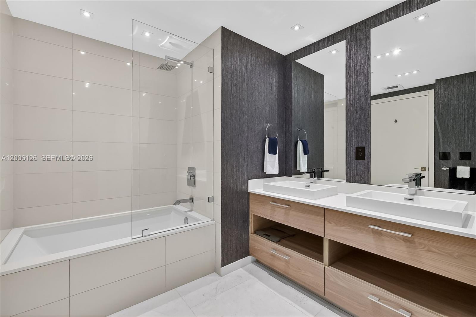 image Dua Miami (SLS Brickell)13