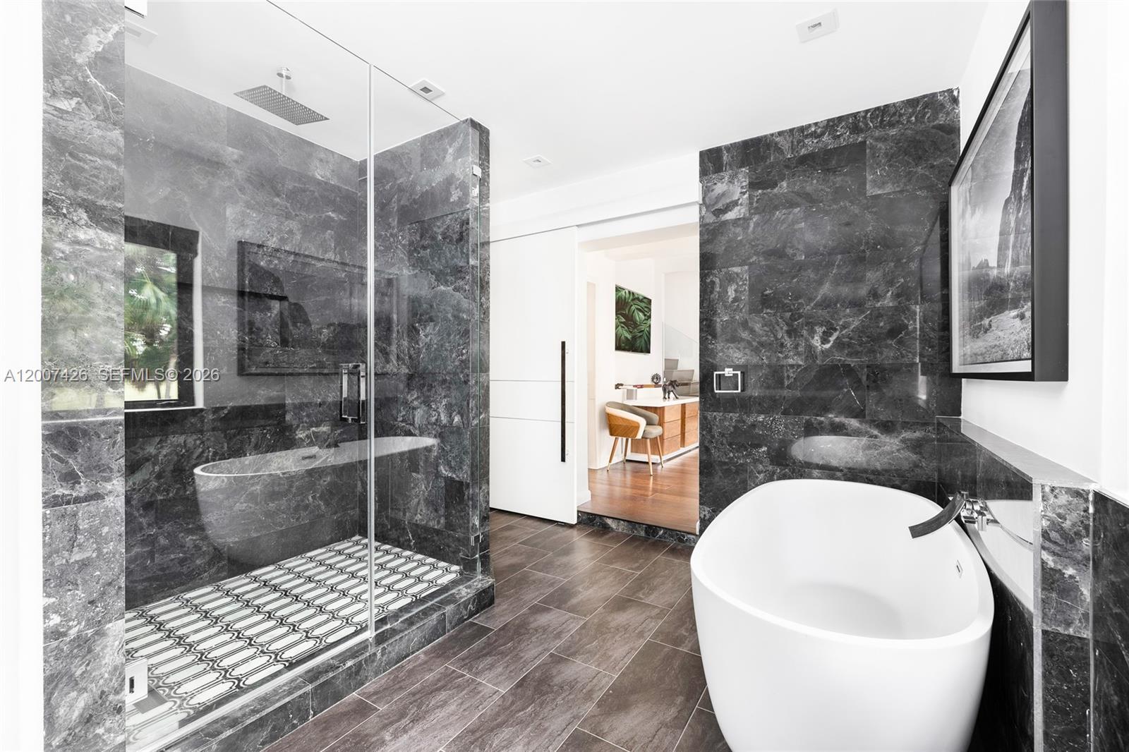 5736 La Gorce Dr Miami Beach, FL 33140