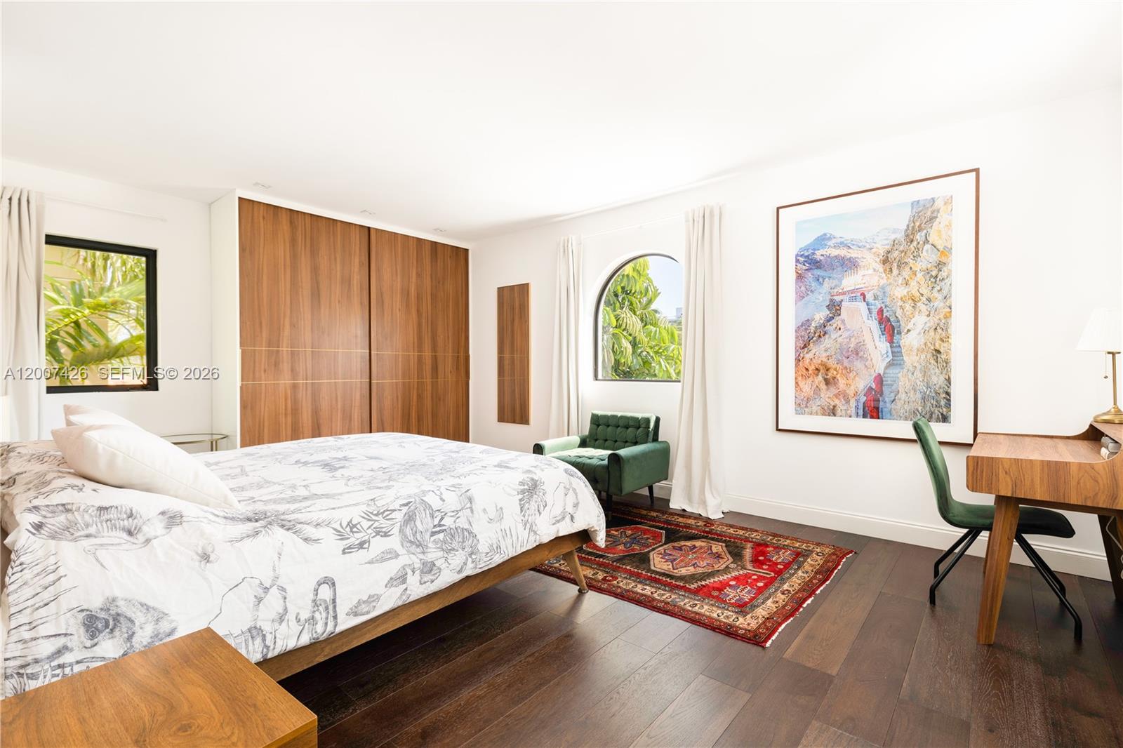5736 La Gorce Dr Miami Beach, FL 33140