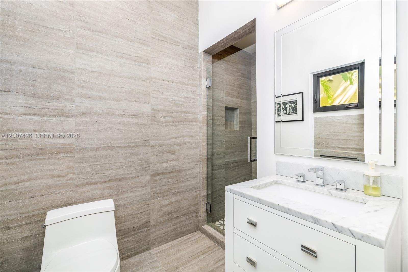 5736 La Gorce Dr Miami Beach, FL 33140