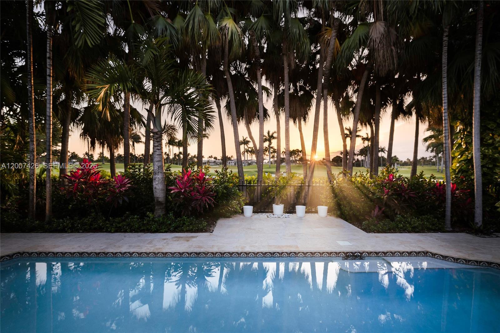 5736 La Gorce Dr Miami Beach, FL 33140