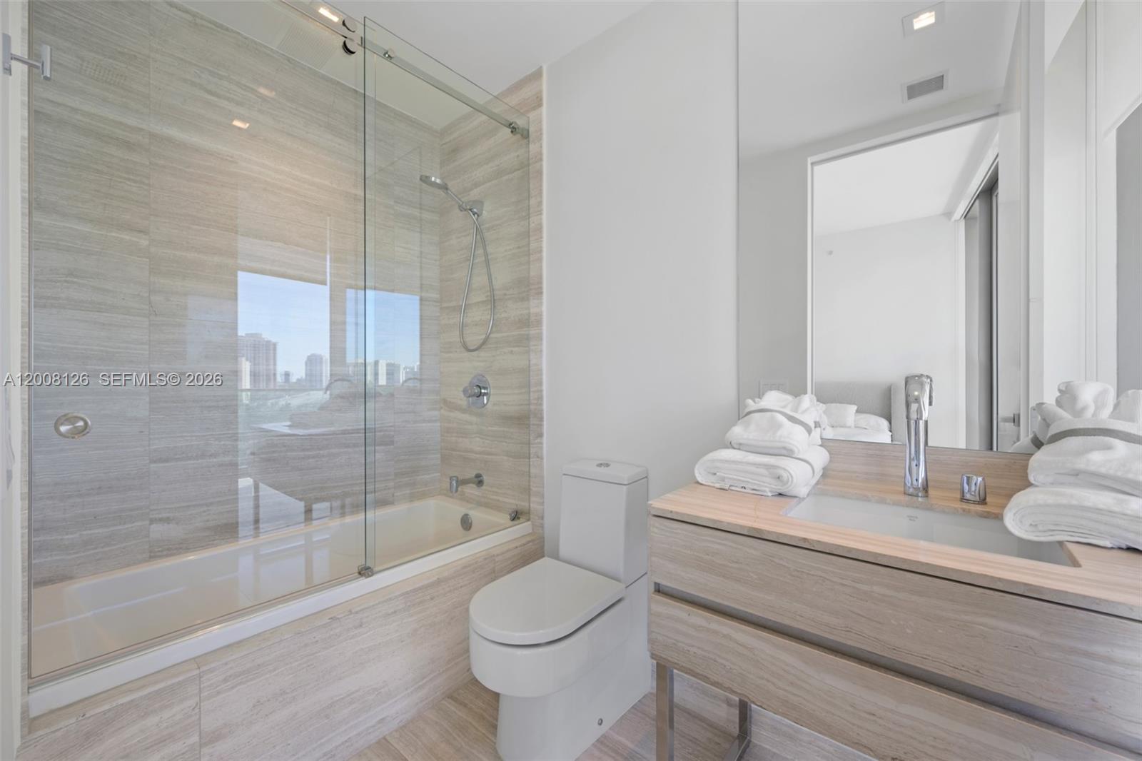 18975 Collins Ave #700 Sunny Isles Beach, FL 33160