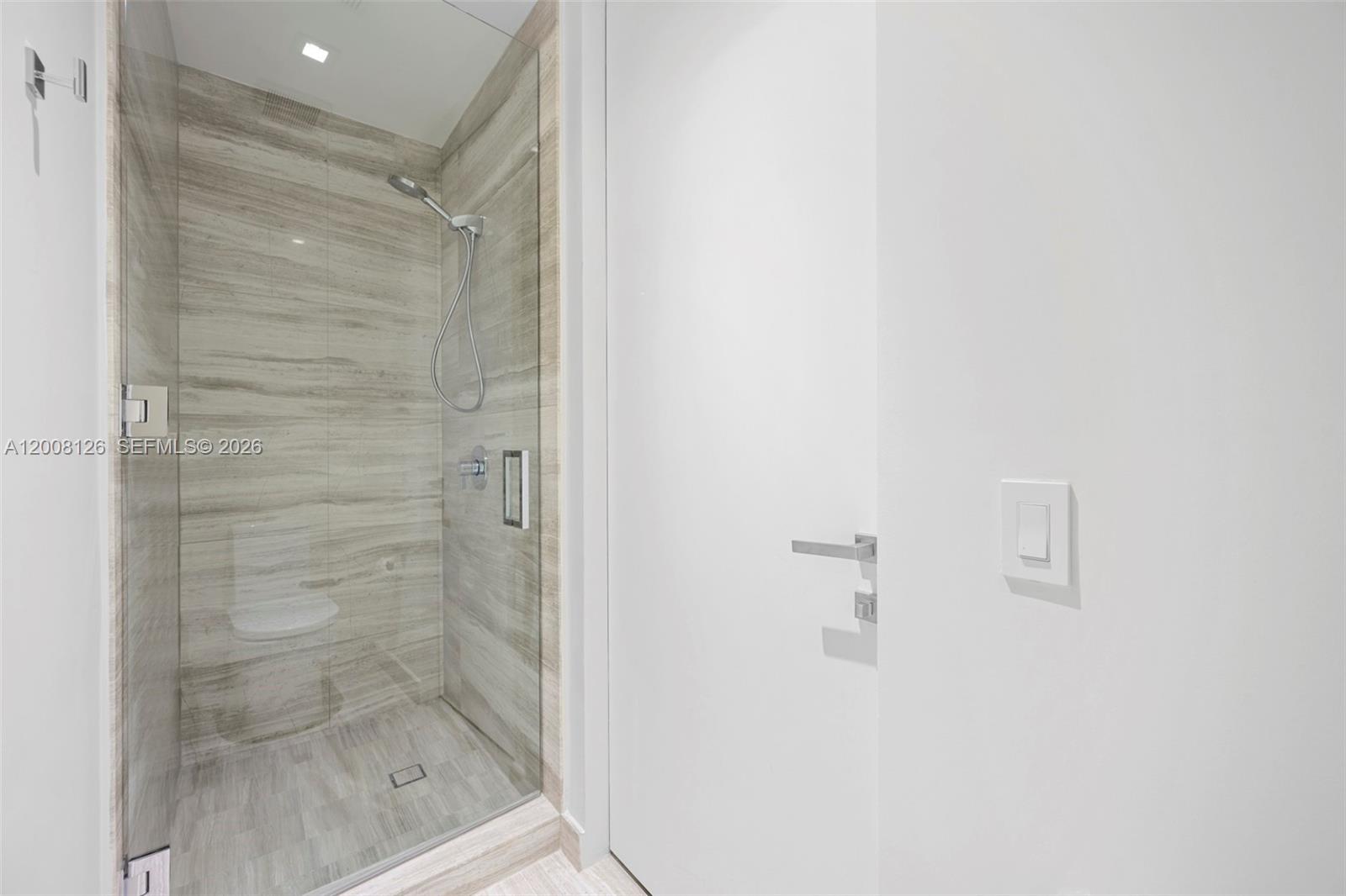 18975 Collins Ave #700 Sunny Isles Beach, FL 33160