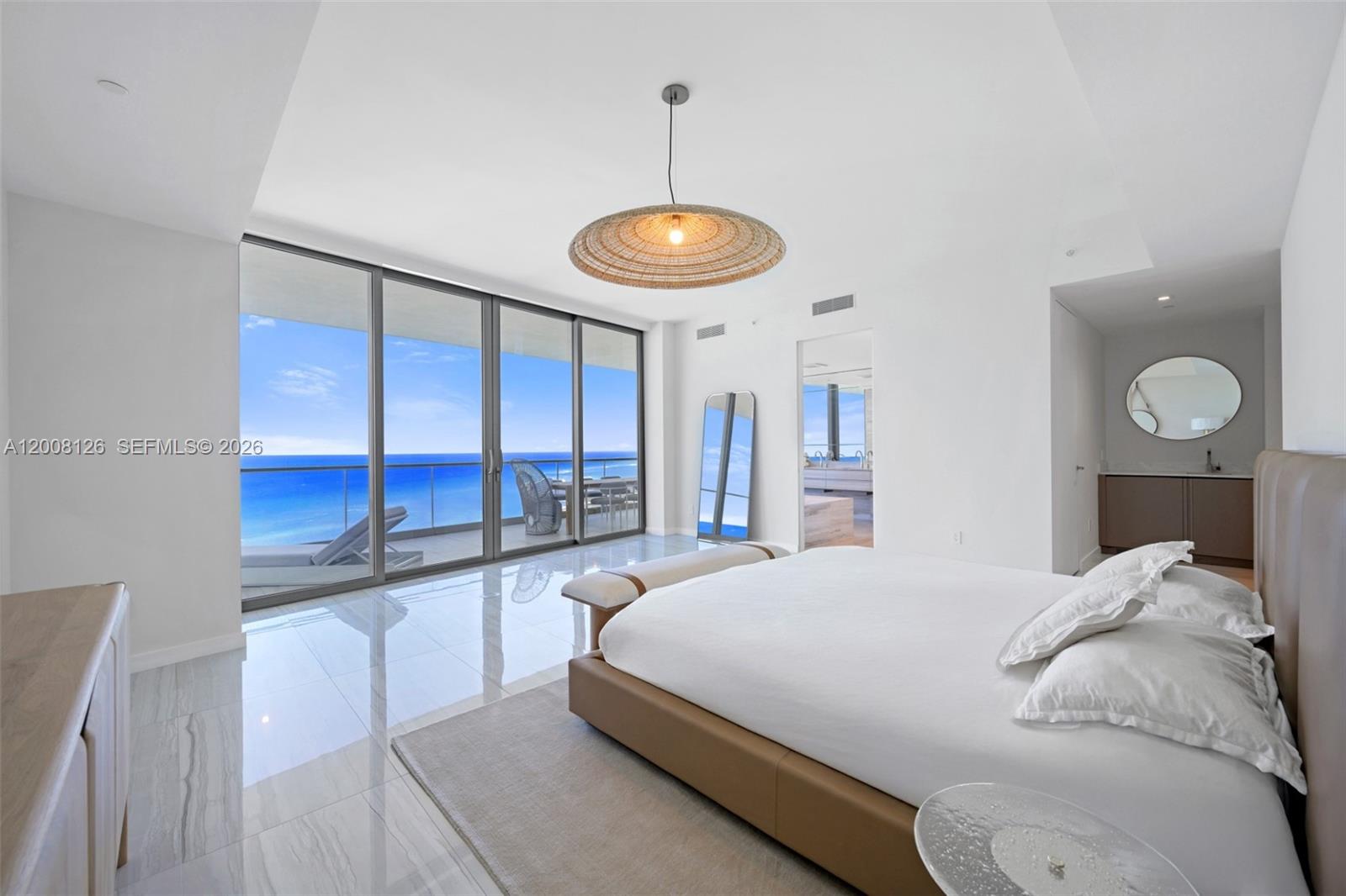 18975 Collins Ave #700 Sunny Isles Beach, FL 33160