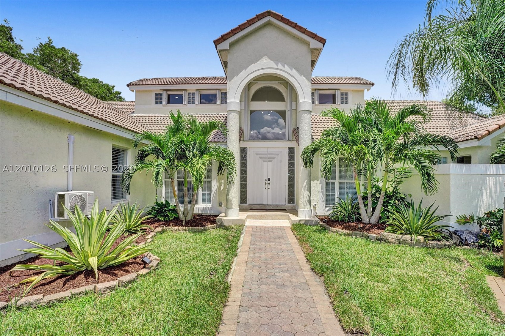16301 SW 62nd St Southwest Ranches, FL 33331