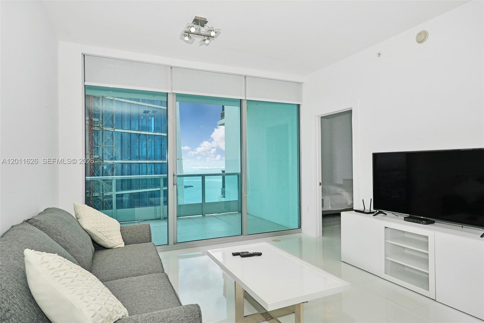 900 Biscayne Blvd #5510 Miami, FL 33132