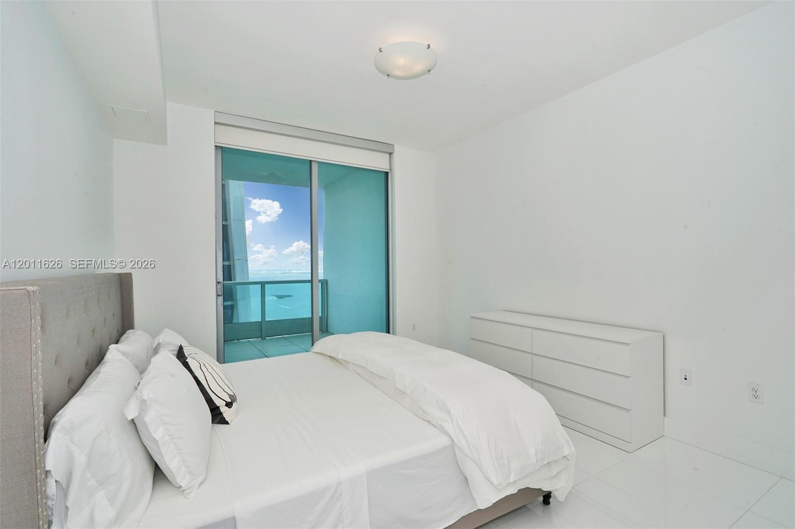 900 Biscayne Blvd #5510 Miami, FL 33132