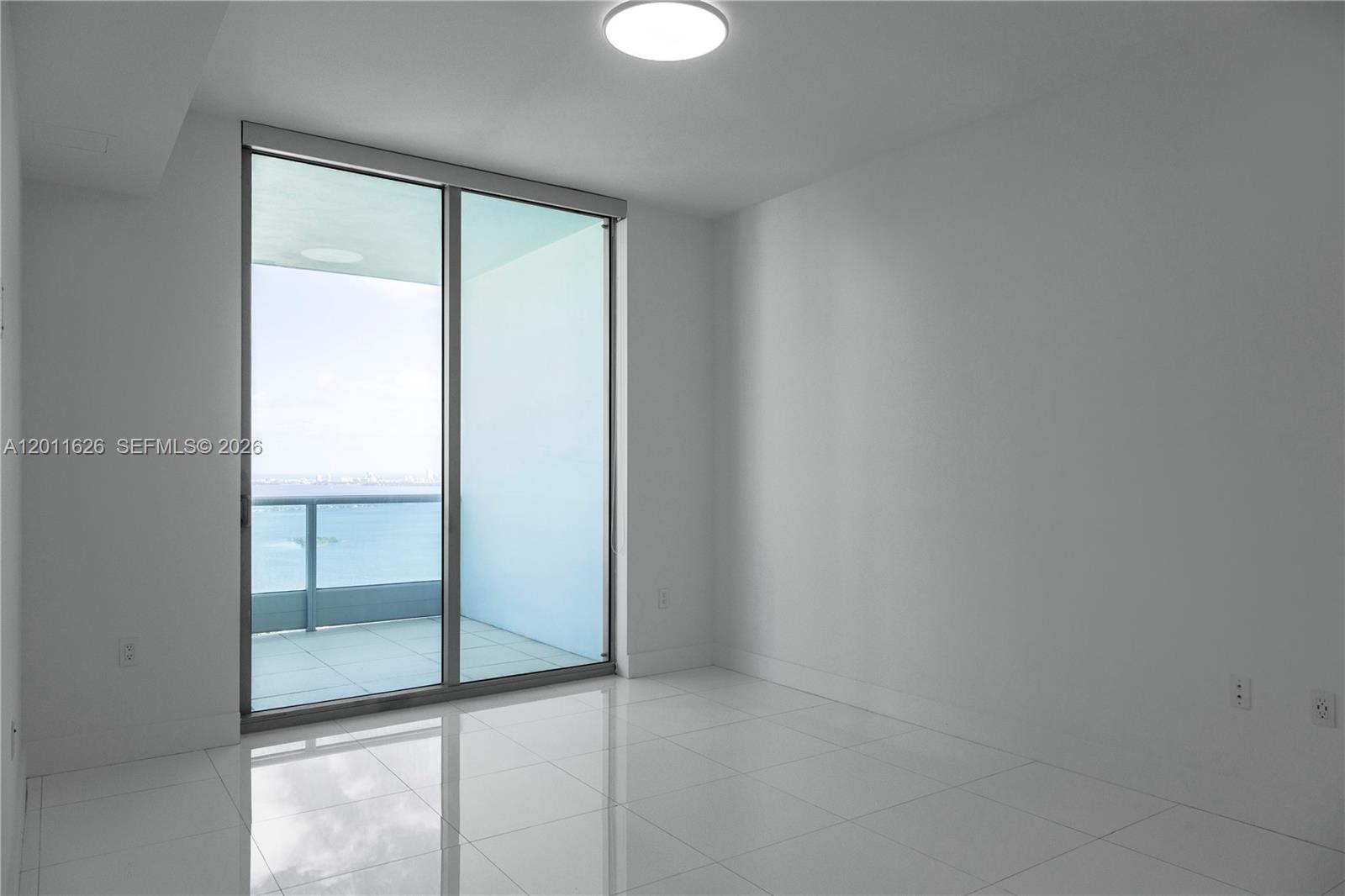 900 Biscayne Blvd #5510 Miami, FL 33132
