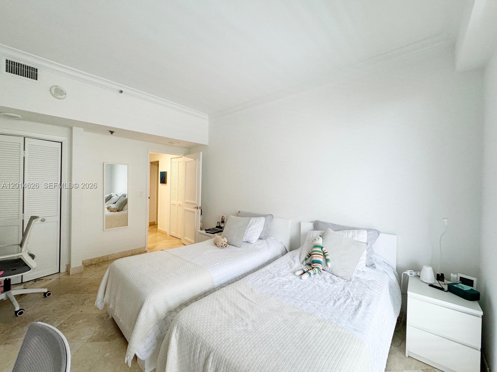 201 Crandon Blvd #424 Key Biscayne, FL 33149