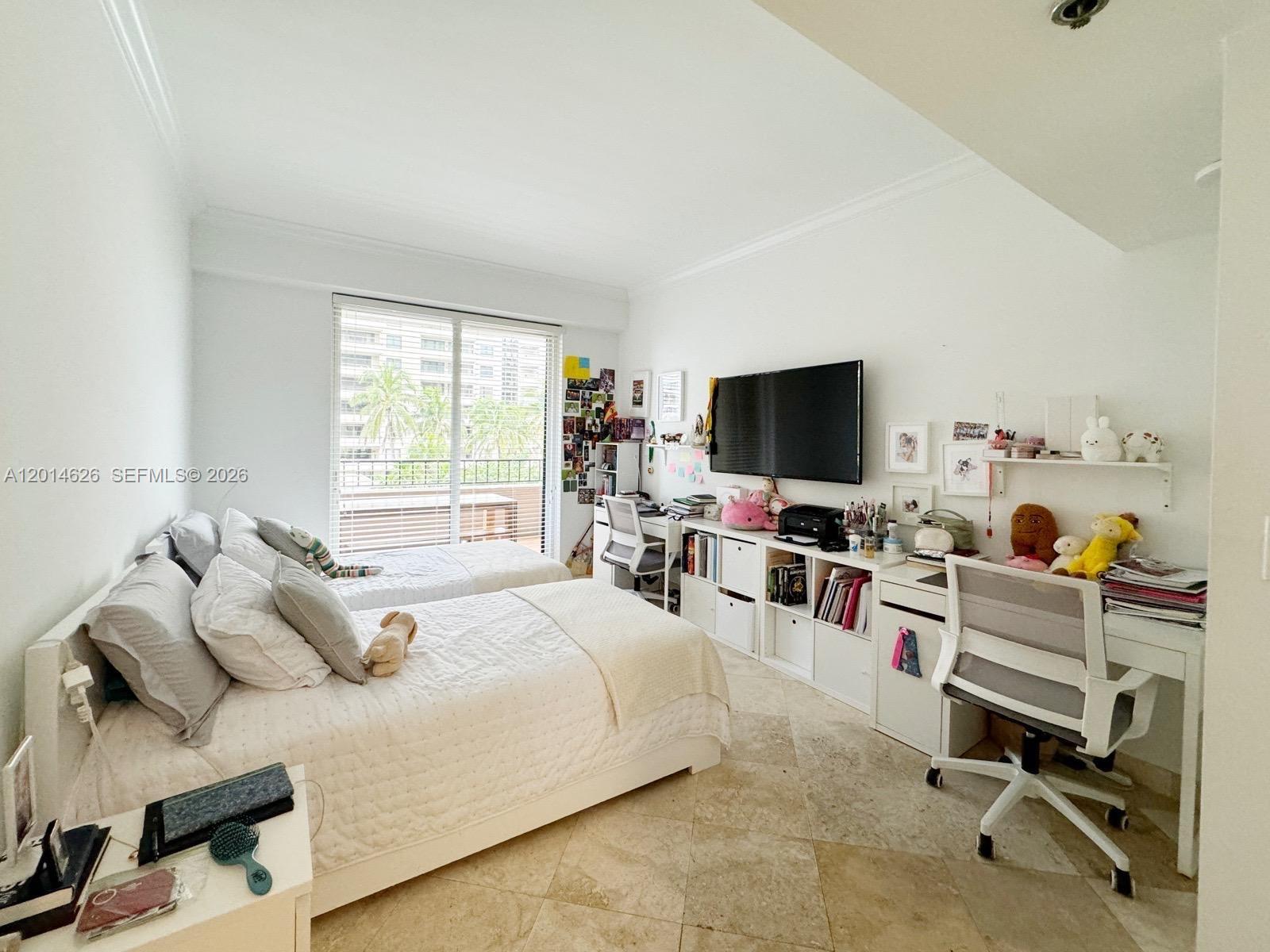 201 Crandon Blvd #424 Key Biscayne, FL 33149