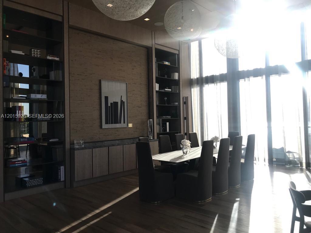 image Prive33
