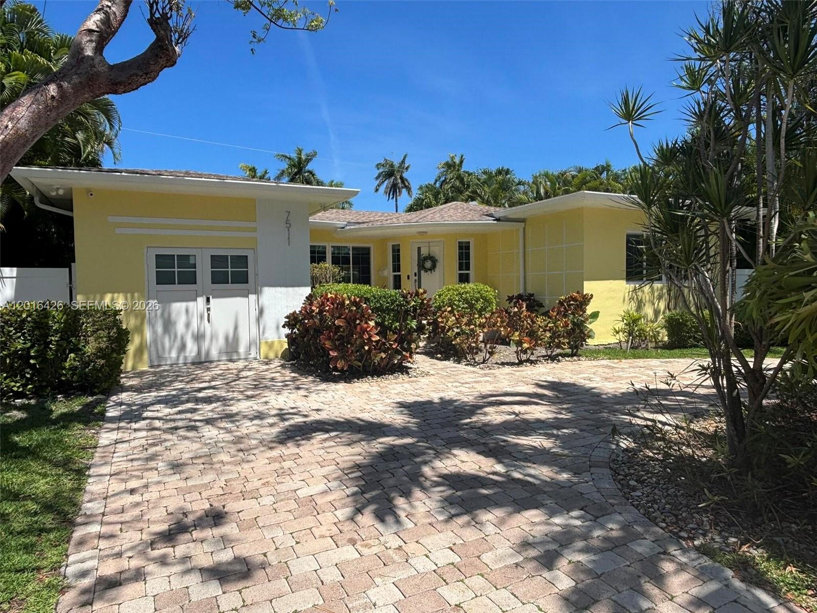 7511 Miami Vw Dr