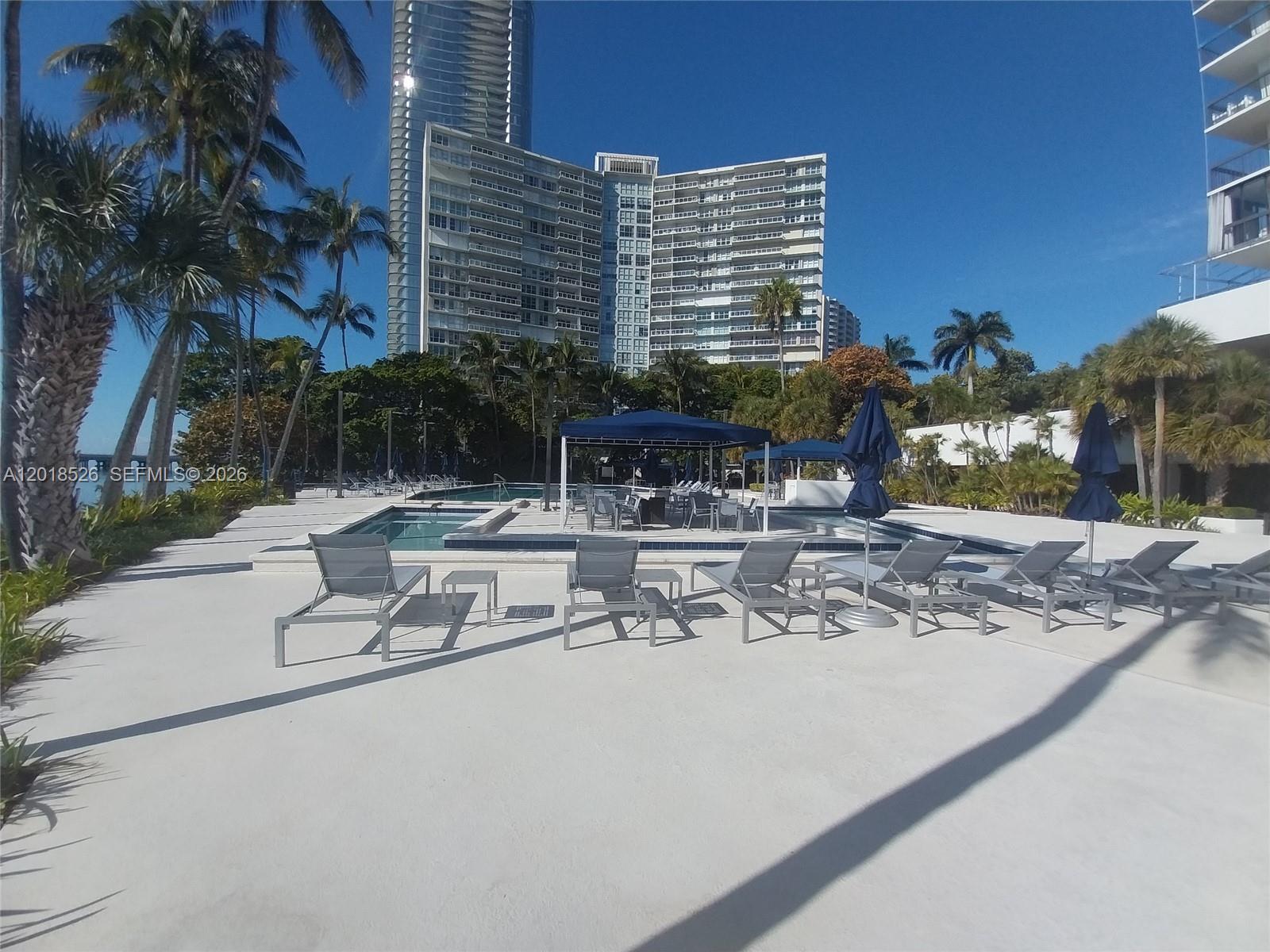 image Brickell Bay Club17