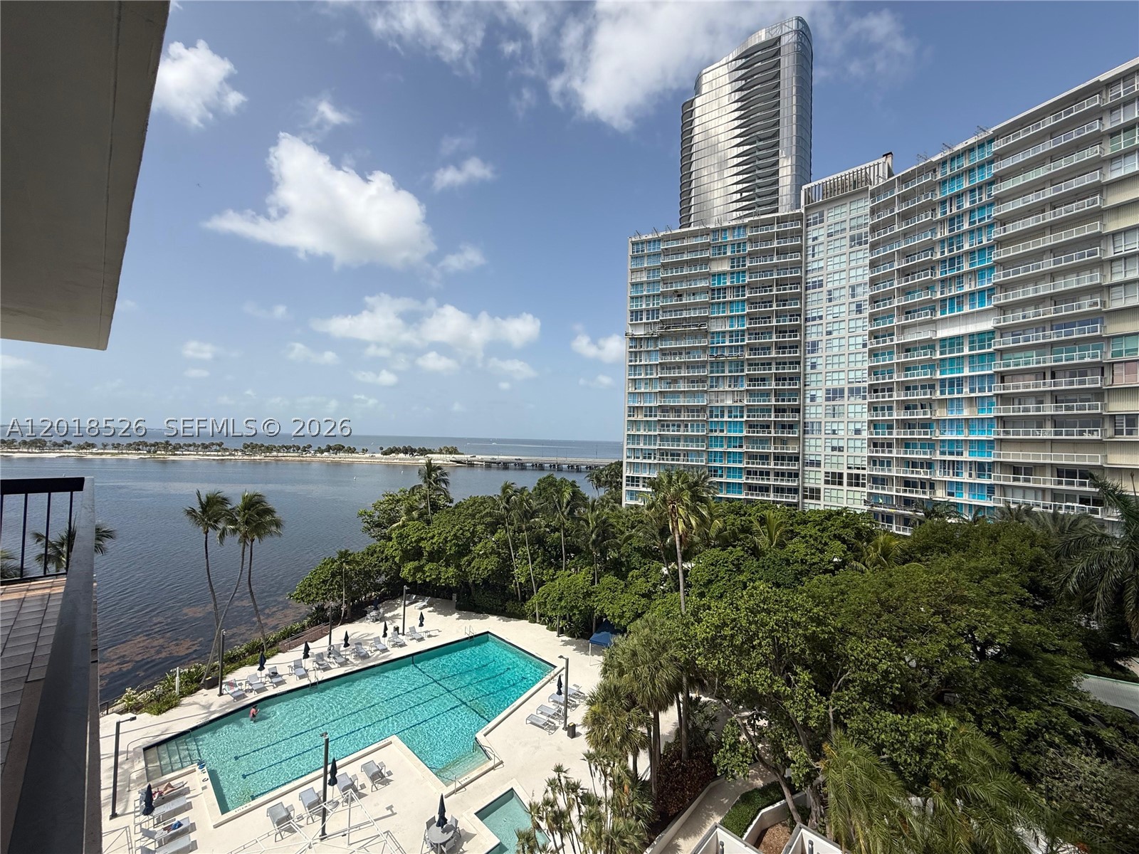 image Brickell Bay Club67