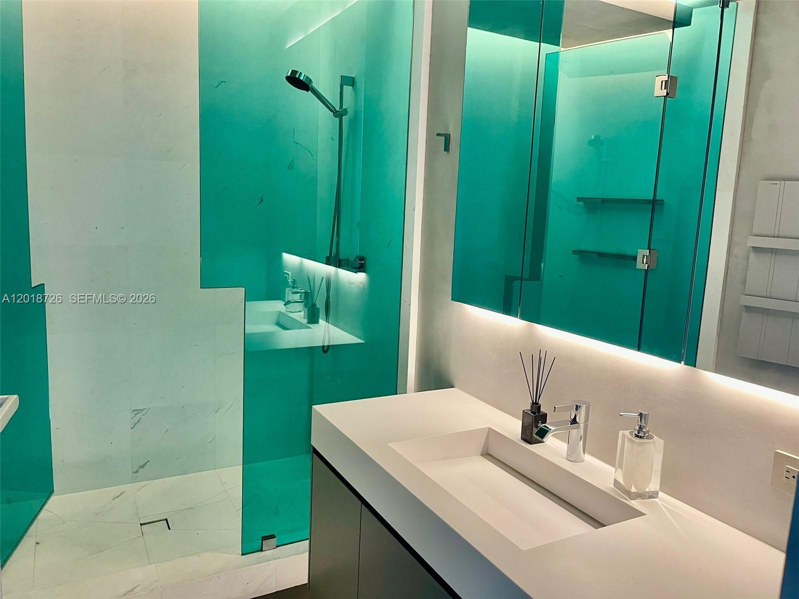 18555 Collins Ave #3705 Sunny Isles Beach, FL 33160