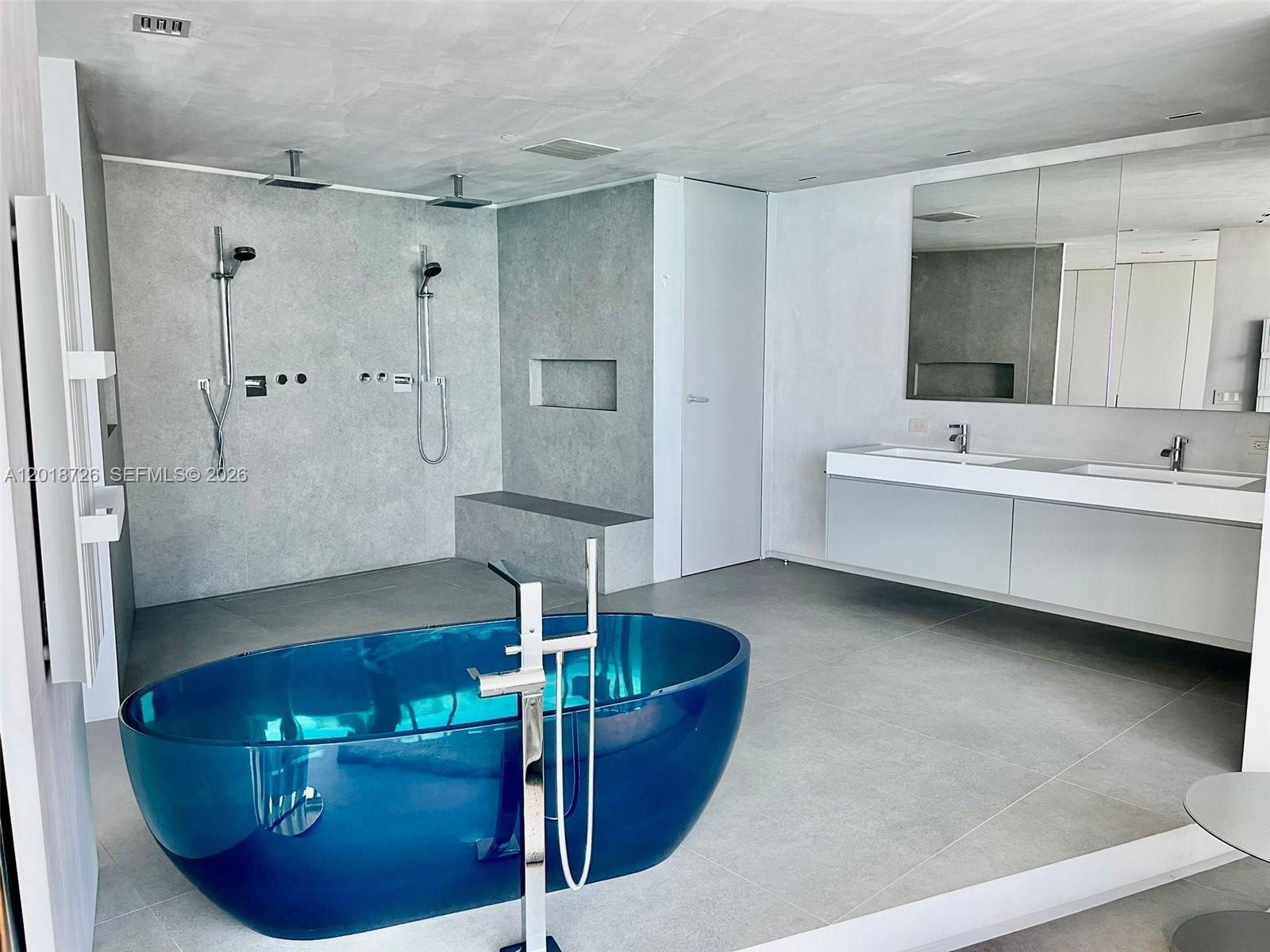 18555 Collins Ave #3705 Sunny Isles Beach, FL 33160