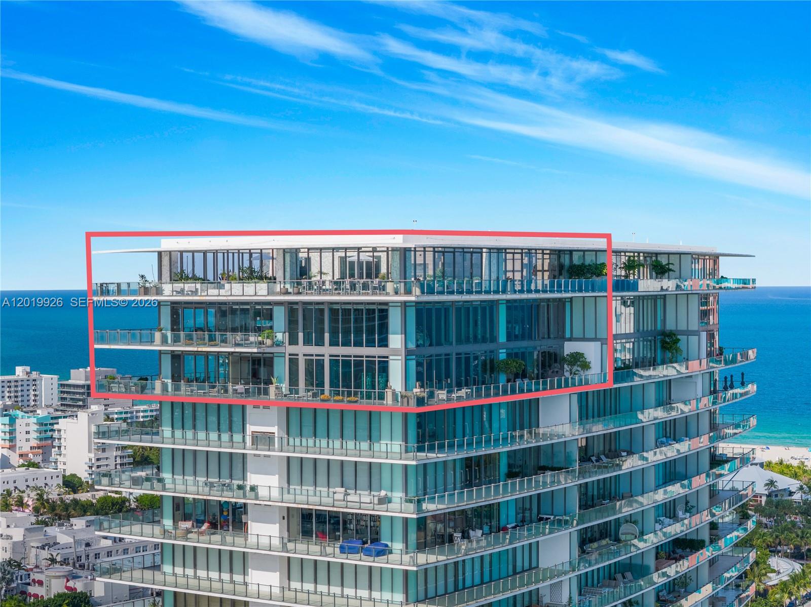 800 S Pointe Dr #Penthouse 2204 Miami Beach, FL 33139