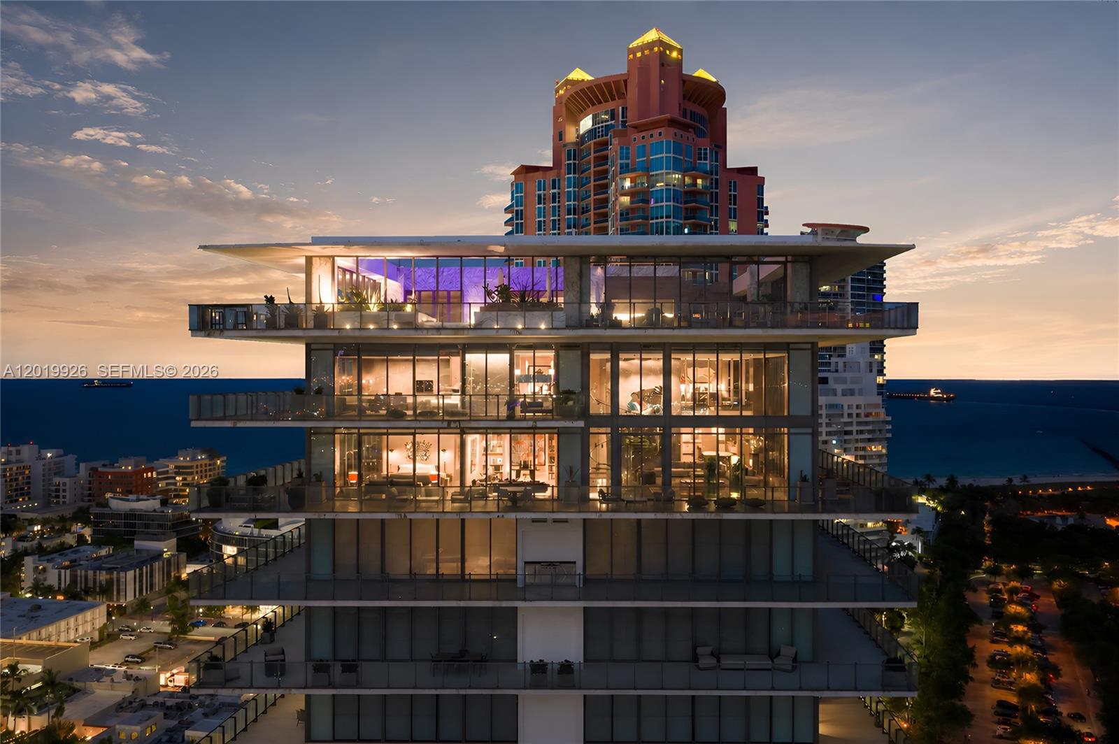 800 S Pointe Dr #Penthouse 2204 Miami Beach, FL 33139